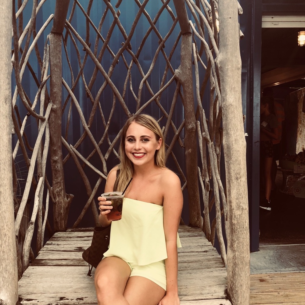 Meet your Posher, Kellie